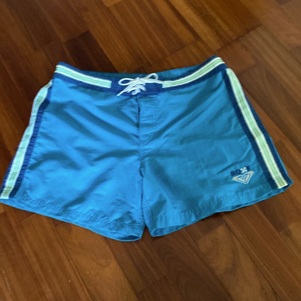 Roxy boardshorts, size 7